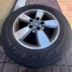 Used Falken Ziex S/TZ05 Tires with Toyota Rims – 305/50R20 120H