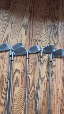 5,6,7,8,9 irons with pitching wedge
