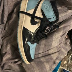 UNC Patent Leather / Women SZ 9 