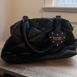 Cartera Negra Usada Como Nueva