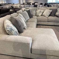 Ardsley Gray Large Sectional Couch 