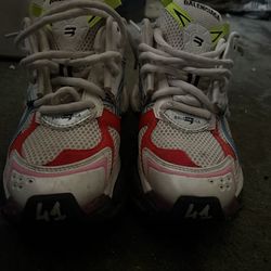 Balenciaga runners