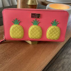 Kate Spade Full Size Wallet Pineapple 