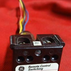 Reles General Electric RR9 con PIloto Aislado