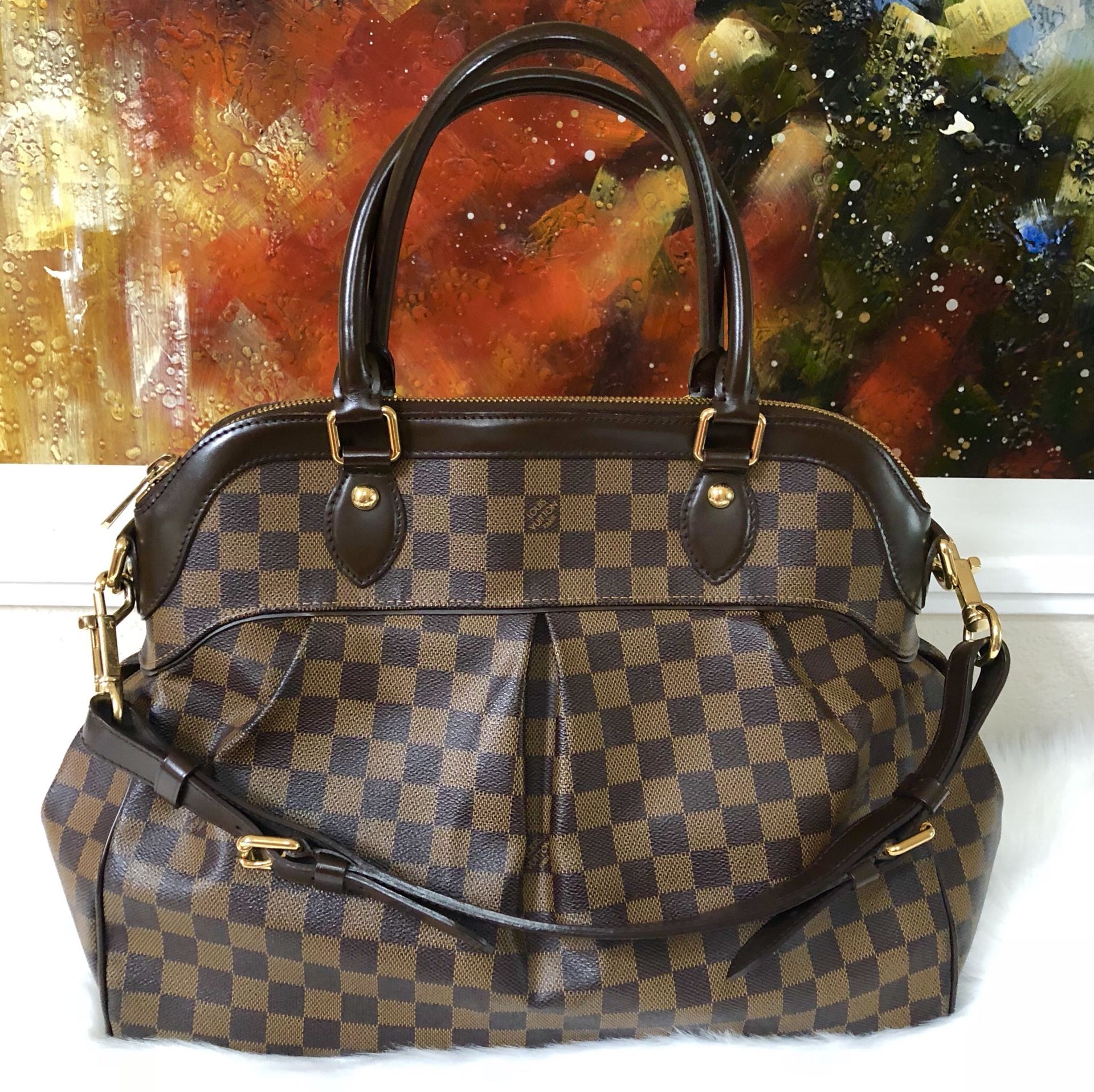 Authentic Louis Vuitton Trevi GM for Sale in Seattle, WA - OfferUp