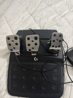 Logitech G923 Racing Wheels