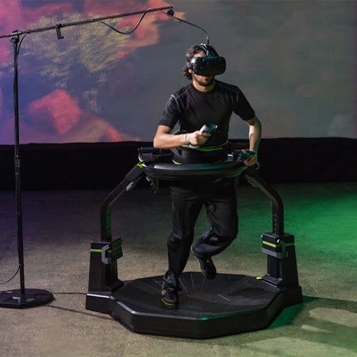 Oculus Rift, Virtuix Omni Treadmill, Delta 6 Controller