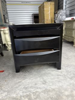 Black Night Stand
