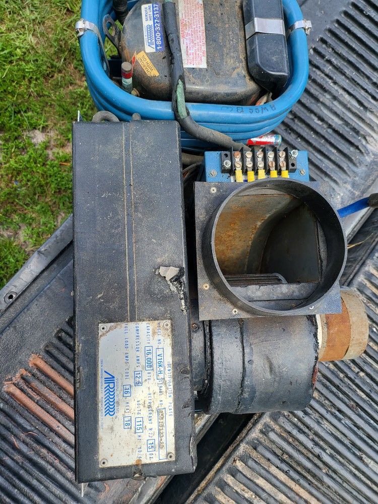 Marine Air conditioner And Heater 16,000 BTU'S