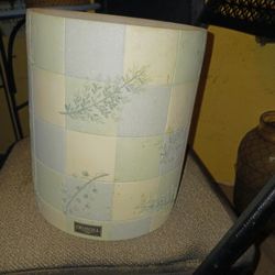 Heavy Made Ceramic Like Bin By Crosley 8 Firm Paid 40 Look My Post Alot Items