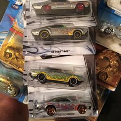 4 Car Set