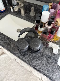AirPod pro max