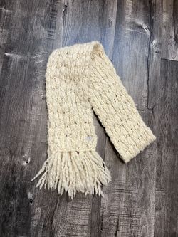 ROXY KNITTED SCARF