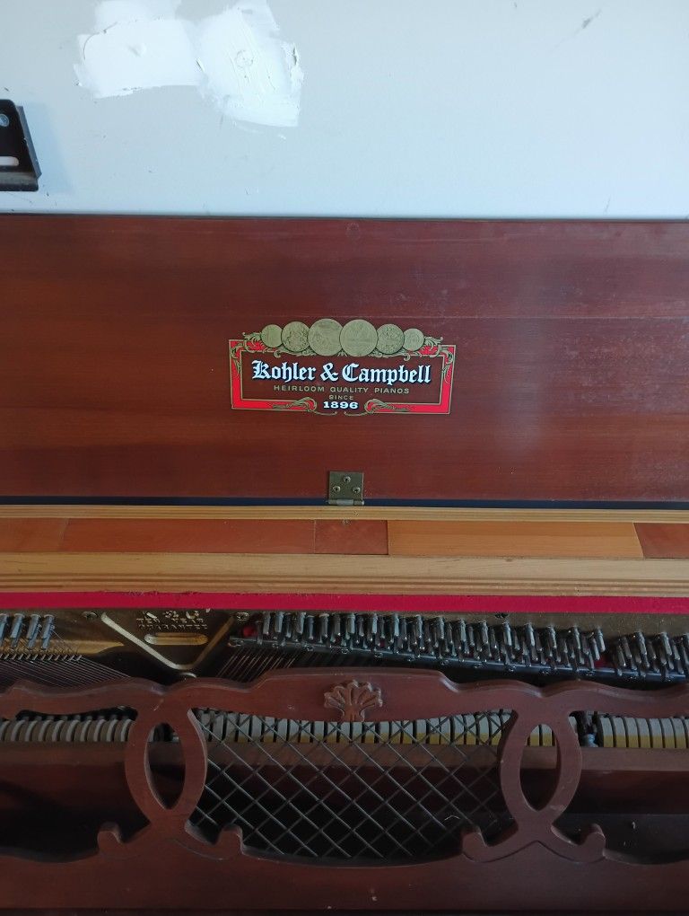 Piano Kohler And Campbell Signed Edition 1978
