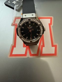 Hublot Classic Fusion Factory Diamond Bezel 33mm