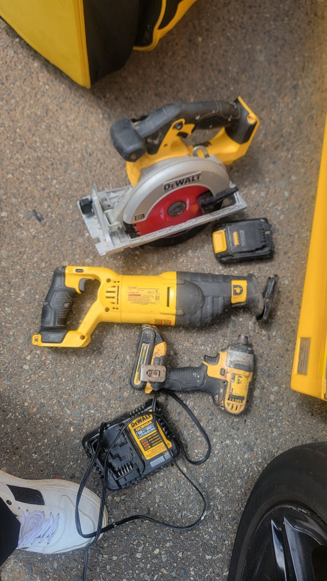 Dewalt tools