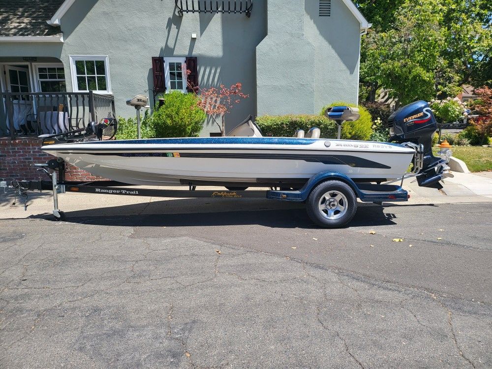 2001 Ranger Bass Boat