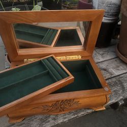 Vintage Wooden Oak Jewelery Box with Lift Out Shelf and Mirror