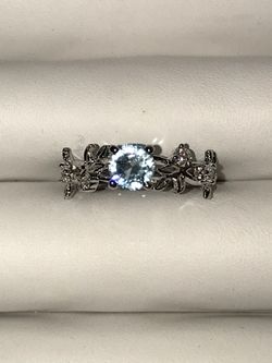 Size 7 topaz vine silver ring