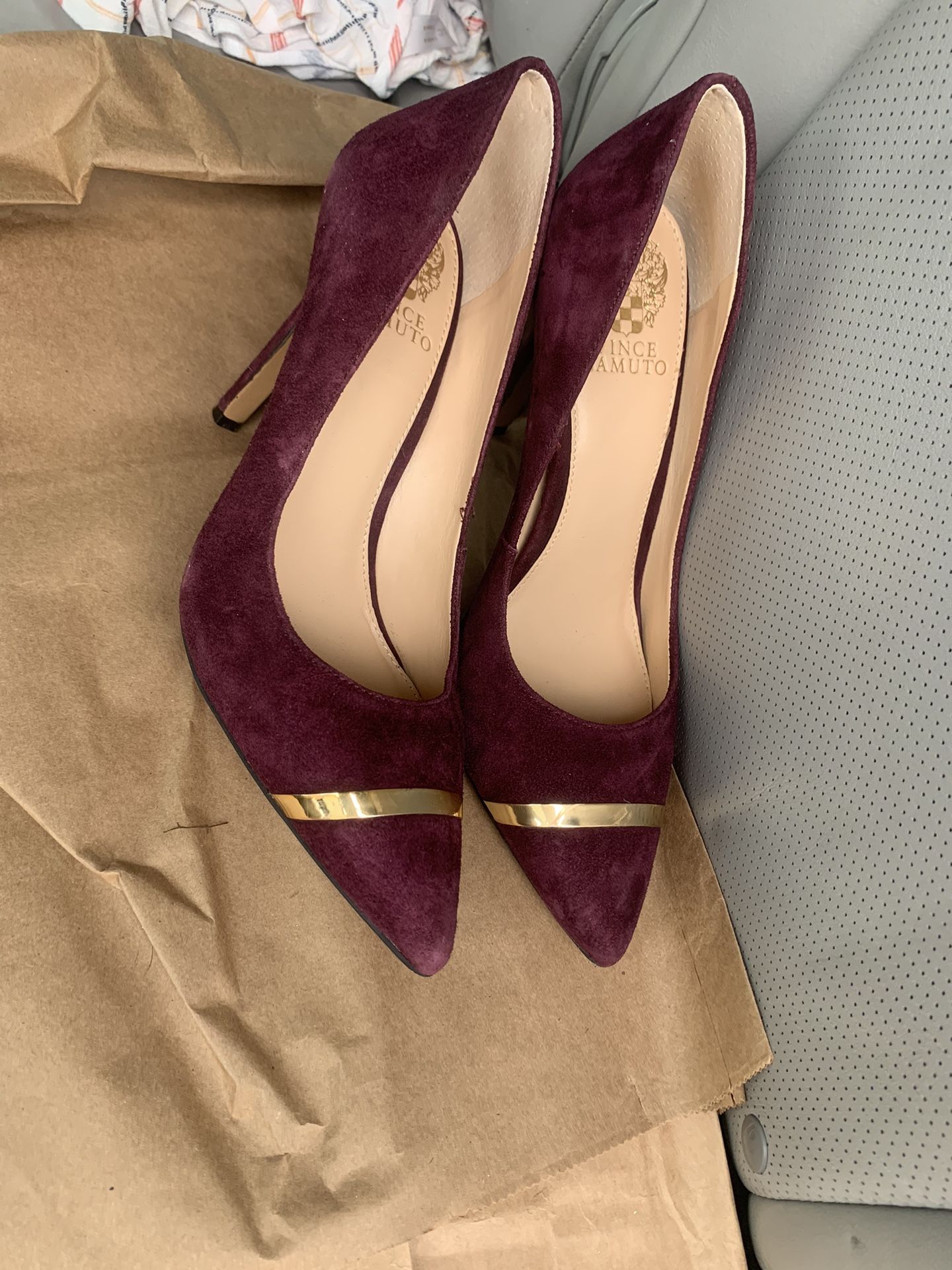 Size 8 BCBG Burgundy Heels
