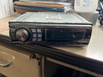 Alpine stereo / Cd Player