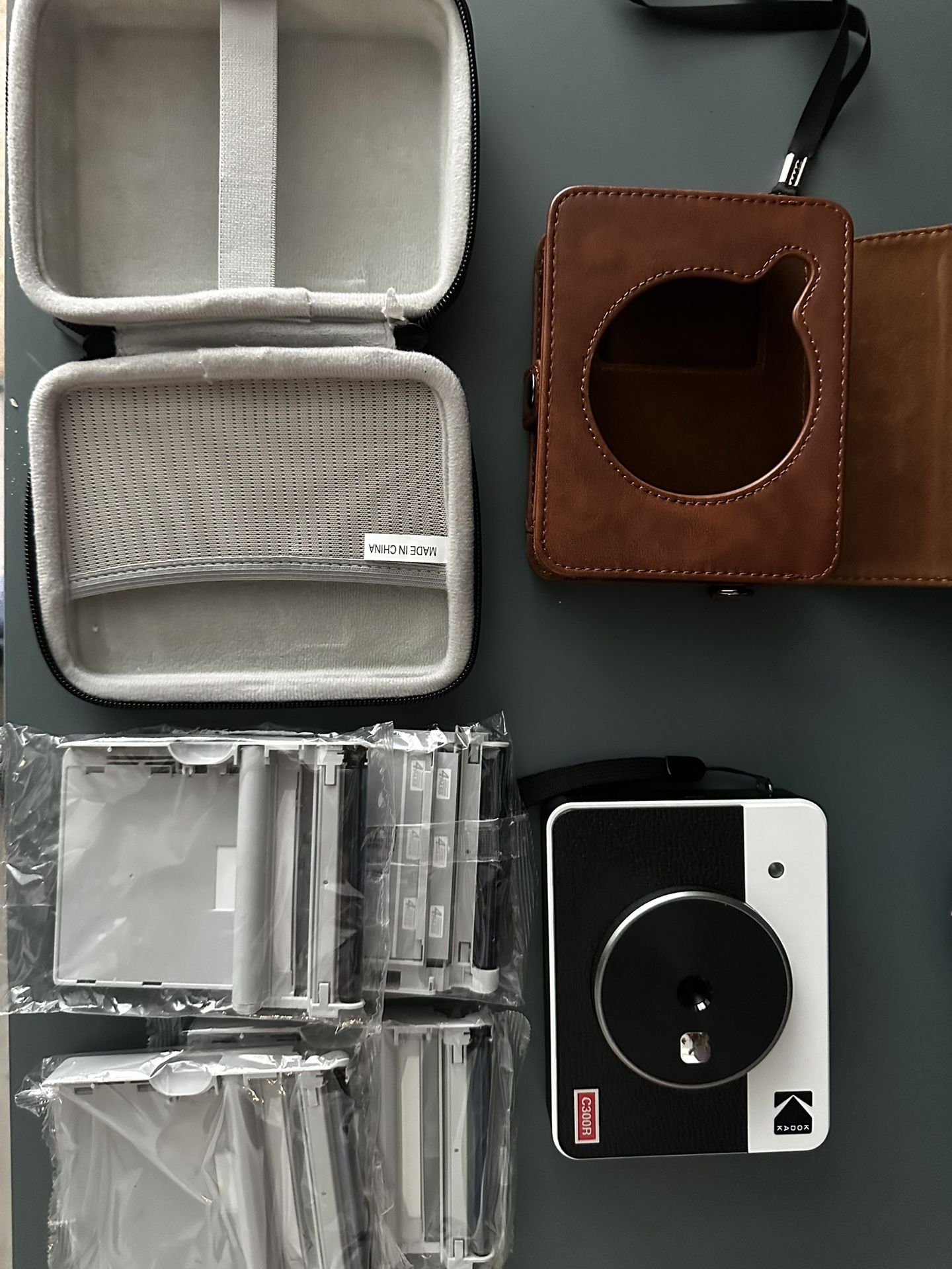 KODAK Mini Shot 3 Retro 2-in-1 Instant Digital Camera, Photo Printer (3x3 inches) With Accessories