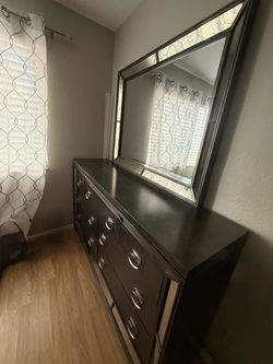 Gray 5 pieces King Size Bedroom Set