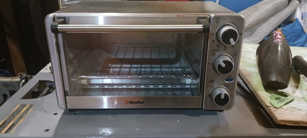 Like New Mueller Toaster Oven
