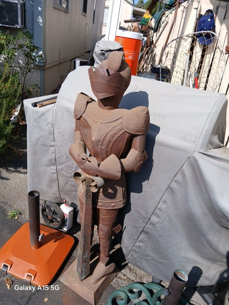 5ft. Spanish Conquistador Statue