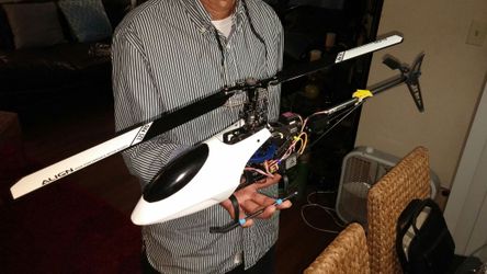 T-REX 450SE V2 3D RC Helicopter