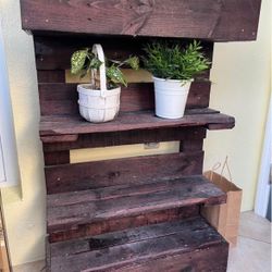 Beautiful Wood Planter 