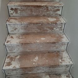 Laminate/vinyl Stairs