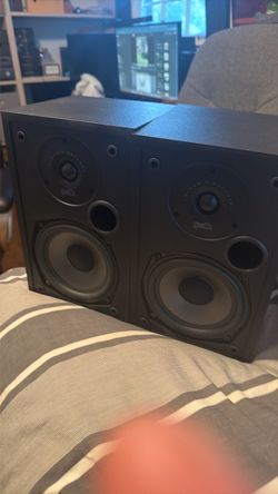 Polk R10 Bookshelf Stereo Speakers