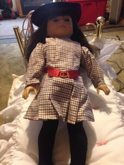 American girl doll and bed