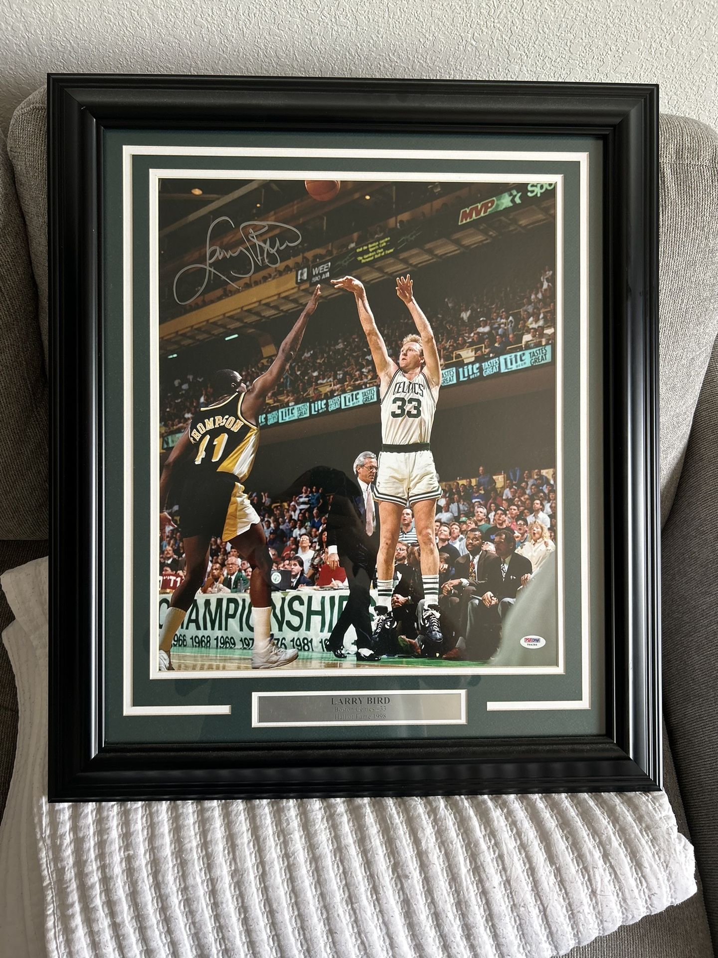 Larry Bird Signed 16x20 Photo PSA certified