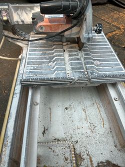 Tile saw