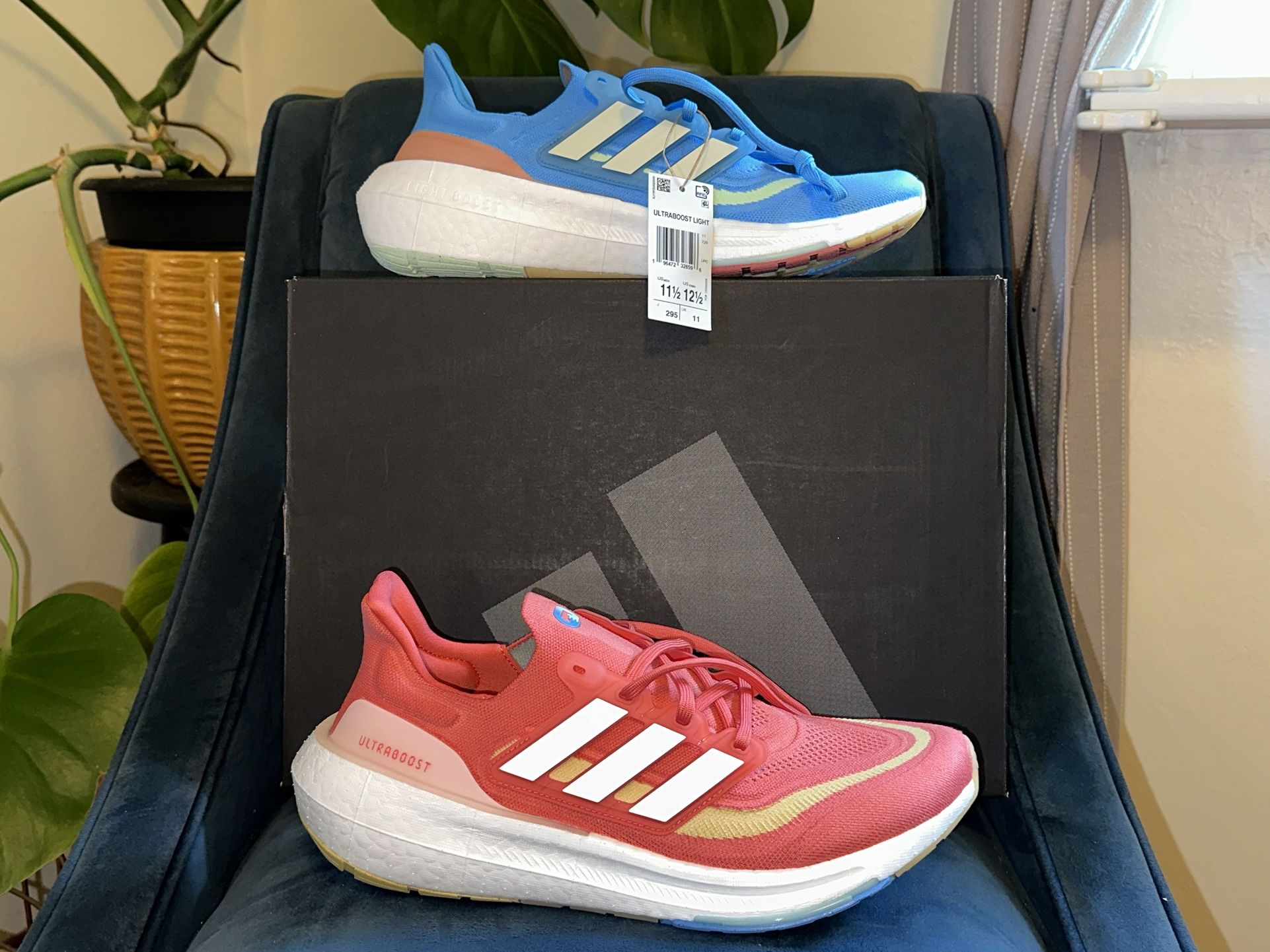 NEW ADIDAS ULTRABOOST LIGHT Running Shoes IE8488 MEN Sz 11.5 WMN 12.5 Blue Burst