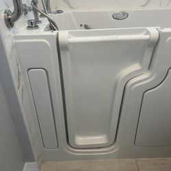 Walk in Tub
