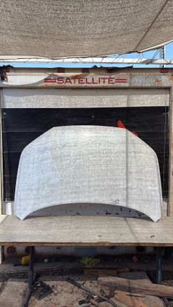 2023 Pilot Hood OEM 2026