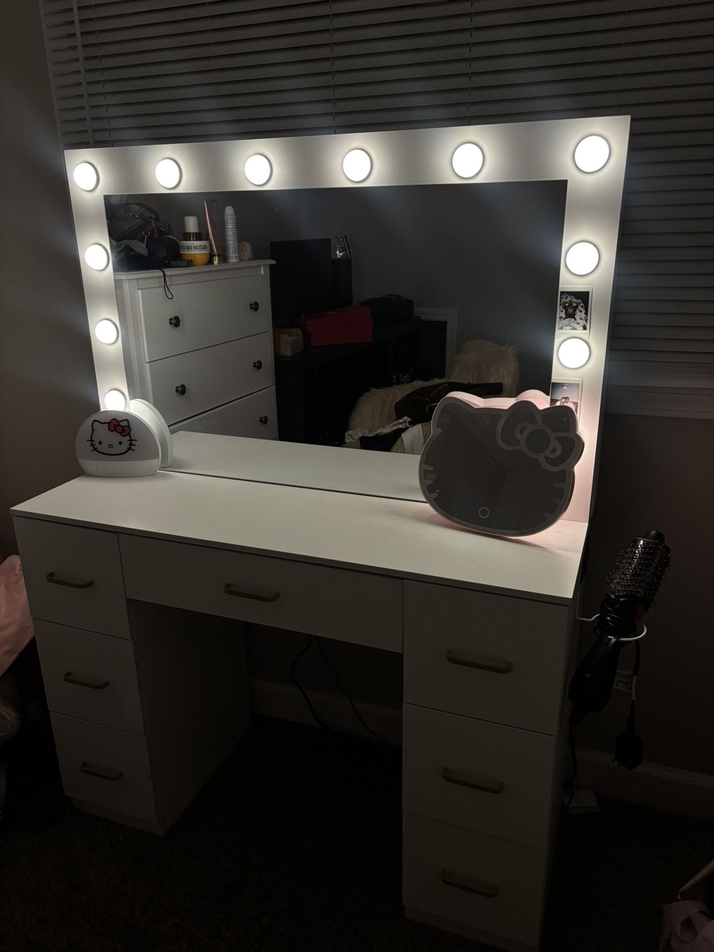 Makeup Vanity