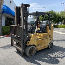 Forklift 