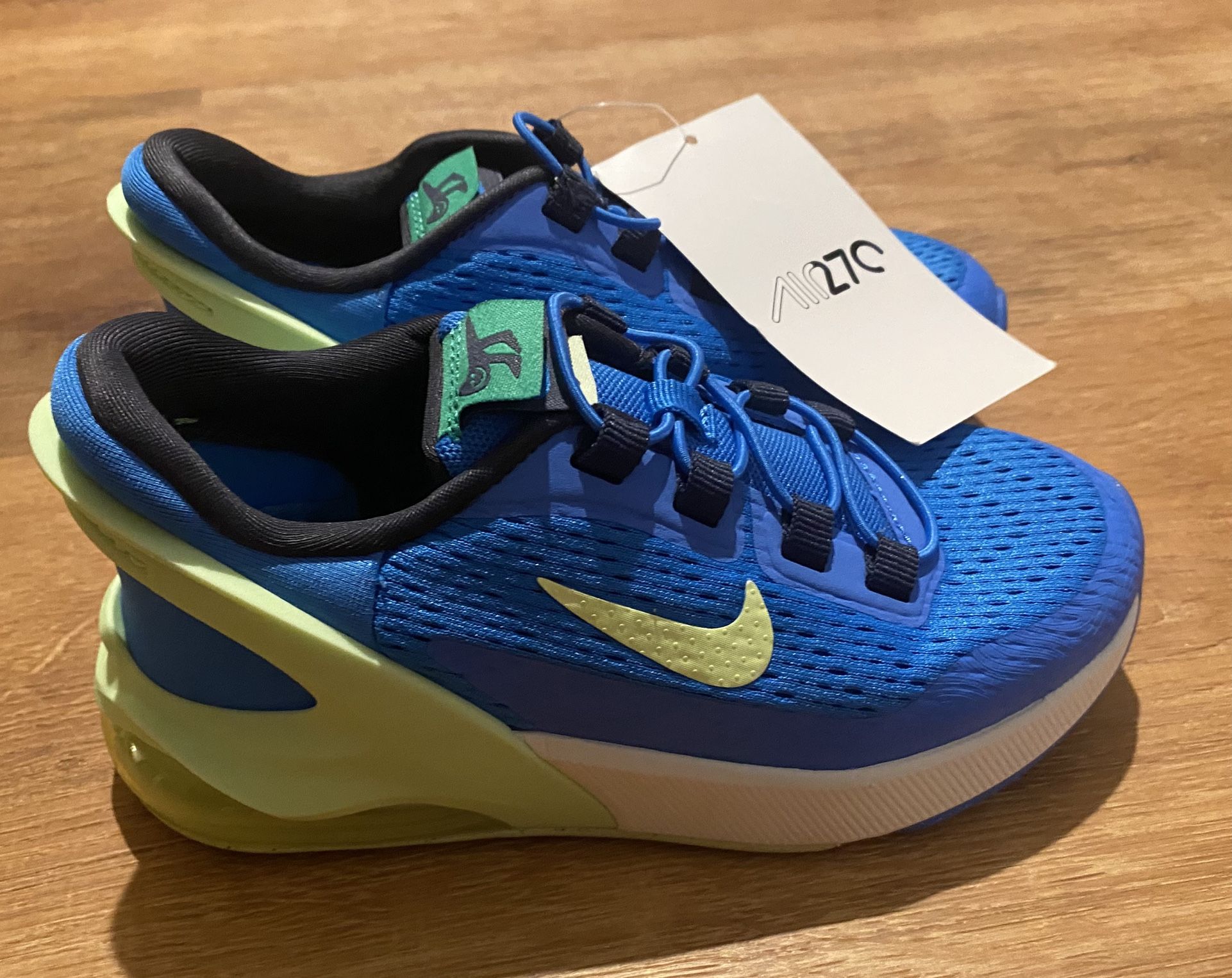 Nike Kids Air Max 270 Go Sneakers. Size 11 C