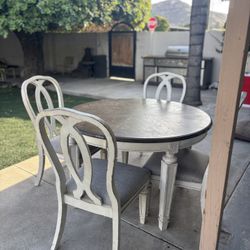 5 Pc Dining Table 
