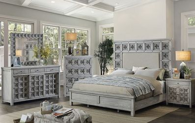 Queen Bedroom Set