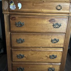 Dresser 