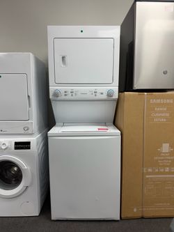 Frigidaire washer and dryer stackable 27”