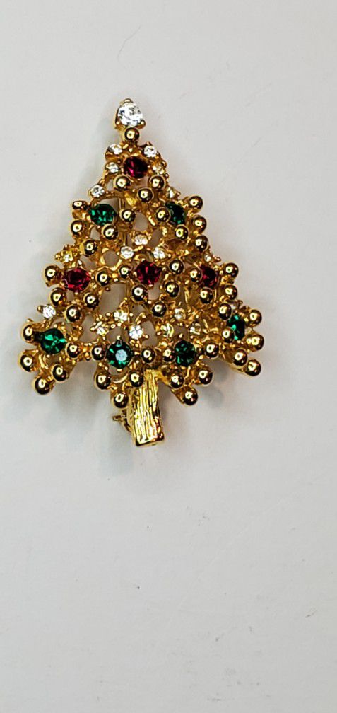 Vintage Christmas Tree Pin Brooch Multicolor Rhinestones Gold Tone 