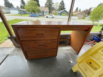 Free wooden desk