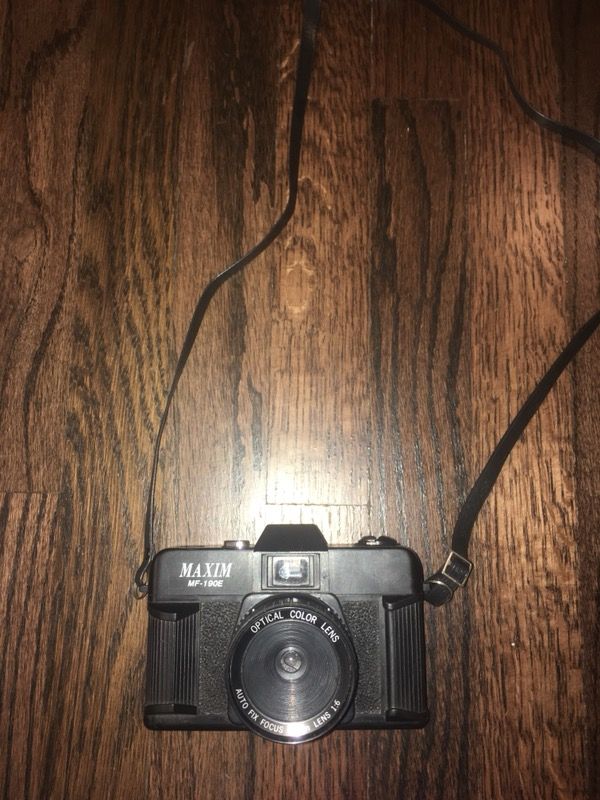 Maxim MF-190E film camera