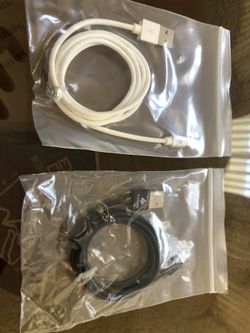 Lightning USB cable (Apple MFI certified)